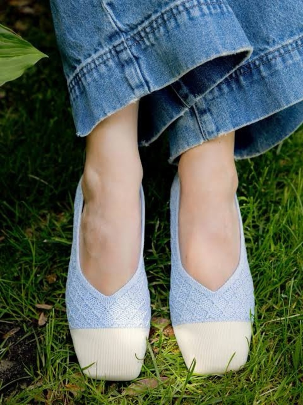 Vivaia Margot 3.0 Square Toe V-Cut Flats Baby Blue Apricot Metallic Quilt Size 8